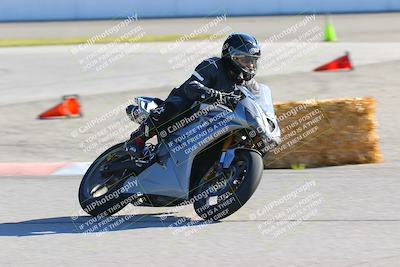 media/Jan-20-2023-Fastrack Riders (Fri) [[f2ad32aba3]]/Level 2/session 5 turn 13/